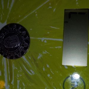 Egyptian medallion made to look old and vintage. 7 G of silver exactly.